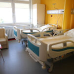 4.11.2015 Kielce. Klinika Chirurgii Dziecięcej, Urologii i Traumatalogii, uroczyste otwarcie. / Wojciech Habdas / Radio Kielce