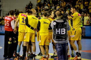 22.11.2015 Kielce. Mecz 8. kolejki Ligi Mistrzów - Vive Tauron Kielce - KIF Kolding Kopenhaga 33:31. / Wojciech Habdas / Radio Kielce