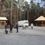 23.11.2015 Kielce. Rowerzyści podążający szlakiem Green Velo odpocząć mogą na jednym z MOR-ów. / Wojciech Habdas / Radio Kielce