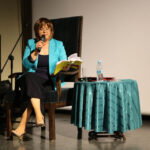 23.11.2015 Kielce. Około 700 uczniów szkoł podstawowych i gimnazjalnych spotkało się dziś w Kielcach z Edytą Jungowską. / Wojciech Habdas / Radio Kielce