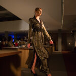 04.11.2015 Kielce. Off Fashion. Pokaz mody Dastina Porazińskiego w Bibliotece UJK / Stanisław Blinstrub / Radio Kielce