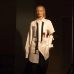 04.11.2015 Kielce. Off Fashion. Pokaz mody Jakuba Bartnika w Bibliotece UJK / Stanisław Blinstrub / Radio Kielce