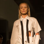 04.11.2015 Kielce. Off Fashion. Pokaz mody Jakuba Bartnika w Bibliotece UJK / Stanisław Blinstrub / Radio Kielce