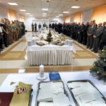 18.12.2015 Kielce. Wigilia . Spotkanie opłatkowe świętokrzyskich służb mundurowych w Państwowej Straży Pożarnej przy ulicy Sandomierskiej . / Jarosław Kubalski / Radio Kielce