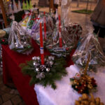 Wspólne kolędowanie na chęcińskim Rynku (20 grudnia 2015 r.) / Piotr Michalski / Radio Kielce