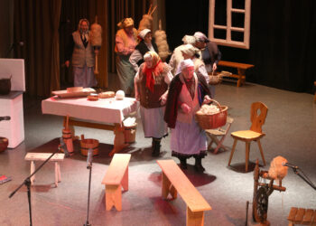 Na ludowo w WDK (6 grudnia 2015 r.) / Piotr Michalski / Radio Kielce