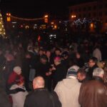 Spotkanie wigilijne na ostrowieckim Rynku (23 grudnia 2015 r.) / Teresa Czajkowska / Radio Kielce