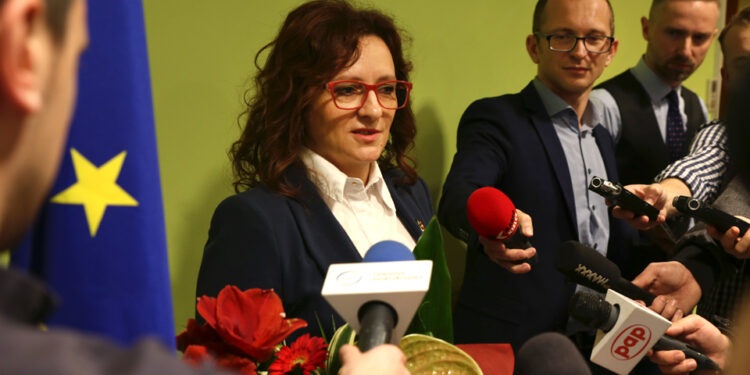 Agata Wojtyszek objęła urząd wojewody świętokrzyskiego (9 grudnia 2015 r.) / Piotr Michalski / Radio Kielce