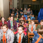 13.12.2015 Kielce. Kościół pw. Św. Wojciecha. Betlejemskie Światełko Pokoju dotarło do Kielc / Stanisław Blinstrub / Radio Kielce