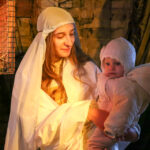 25.12.2015 Chmielnik. Żywa szopka z Maryją, Jezusem  i Józefem / Stanisław Blinstrub / Radio Kielce