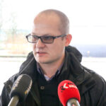 03.12.2015 Kielce. Dworzec PKS. Konferencja prasowa. Arkadiusz Stawicki / Radio Kielce