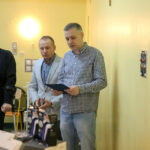 03.12.2015 Kielce. Przekazanie sprzętu medycznego od fundacji Janka Meli dla szpitala dziecięcego. Robert Biernacji, Waldemar Kęćko / Radio Kielce