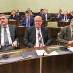 29.12.2015 Kielce. Rada Miasta. Sesja budżetowa. Prezydent Wojciech Lubawski i jego zastępcy / Stanisław Blinstrub / Radio Kielce