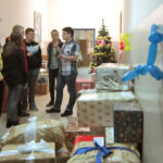 12.12.2015 Kielce. Trwa finał akcji "Szlachetna Paczka". / Robert Felczak / Radio Kielce