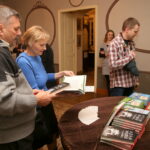 03.12.2015. Promocja książki Adama Wajraka "Wilki" / Kamil Król / Radio Kielce