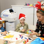 05.12.2015. Warsztaty mikołajkowe w Centrum Fashion Design / Kamil Król / Radio Kielce