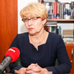 11.12.2015 IPN. Kolekcja Ludwika Kropielnickiego. Naczelnik IPN w Kielcach Dorota Koczwańska-Kalita / Stansiław Blinstrub / Radio Kielce