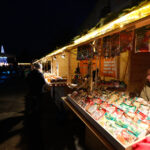 18.12.2015 Kielce. Jarmark Bożonarodzeniowy na Placu Artystów / Jarosław Kubalski / Radio Kielce