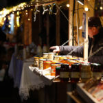 18.12.2015 Kielce. Jarmark Bożonarodzeniowy na Placu Artystów / Jarosław Kubalski / Radio Kielce