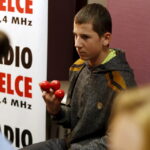 17.12.2015 Kielce. Radio Kielce. Gwiazdka z nieba. Czwarty dzień licytacji. Finał w studiu. Siemacha. / Jarosław Kubalski / Radio Kielce