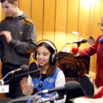 17.12.2015 Kielce. Radio Kielce. Gwiazdka z nieba. Czwarty dzień licytacji. Finał w studiu. Siemacha. / Jarosław Kubalski / Radio Kielce