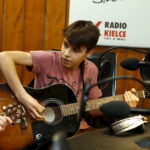 17.12.2015 Kielce. Radio Kielce. Gwiazdka z nieba. Czwarty dzień licytacji. Finał w studiu. Siemacha. / Jarosław Kubalski / Radio Kielce