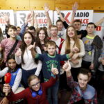 17.12.2015 Kielce. Radio Kielce. Gwiazdka z nieba. Czwarty dzień licytacji. Finał w studiu. Siemacha. / Jarosław Kubalski / Radio Kielce