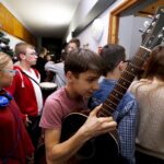 17.12.2015 Kielce. Radio Kielce. Gwiazdka z nieba. Czwarty dzień licytacji. Finał w studiu. Siemacha. / Jarosław Kubalski / Radio Kielce