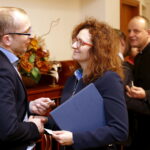 17.12.2015 Kielce. Wigilia u  wojewody Agaty Wojtyszek. Spotkanie z dziennikarzami. / Jarosław Kubalski / Radio Kielce