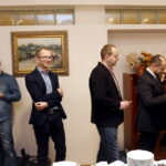 17.12.2015 Kielce. Wigilia u  wojewody Agaty Wojtyszek. Spotkanie z dziennikarzami. / Jarosław Kubalski / Radio Kielce