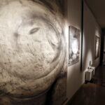 18.12.2015 Kielce. Biuro Wystaw Artystycznych. Wystawa 3x Europa. Anna Hausova ( Słowacja ). / Jarosław Kubalski / Radio Kielce