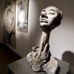 18.12.2015 Kielce. Biuro Wystaw Artystycznych. Wystawa 3x Europa. Anna Hausova ( Słowacja ). / Jarosław Kubalski / Radio Kielce