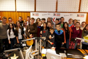 18.12.2015 Kielce. Radio Kielce. Gwiazdka z nieba. Piąty dzień licytacji na rzecz stowarzyszenia Siemacha. Finał w studiu. / Jarosław Kubalski / Radio Kielce