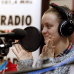 18.12.2015 Kielce. Radio Kielce. Gwiazdka z nieba. Piąty dzień licytacji na rzecz stowarzyszenia Siemacha. Finał w studiu. / Radio Kielce