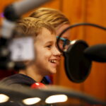 18.12.2015 Kielce. Radio Kielce. Gwiazdka z nieba. Piąty dzień licytacji na rzecz stowarzyszenia Siemacha. Finał w studiu. / Radio Kielce