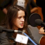 18.12.2015 Kielce. Radio Kielce. Gwiazdka z nieba. Piąty dzień licytacji na rzecz stowarzyszenia Siemacha. Finał w studiu. / Radio Kielce