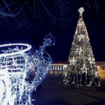 22.12.2015 Kielce. Iluminacje świąteczne. Rynek. / Jarosław Kubalski / Radio Kielce