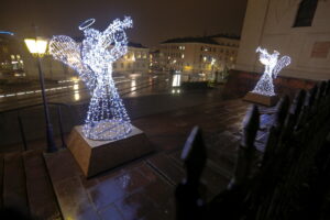 22.12.2015 Kielce. Iluminacje świąteczne. Plac Najświętszej Marii Panny. / Jarosław Kubalski / Radio Kielce