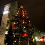 22.12.2015 Kielce. Iluminacje świąteczne. Urząd wojewódzki. / Jarosław Kubalski / Radio Kielce