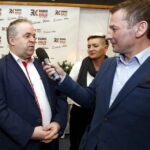 22.12.2015 Kielce. Podziękowanie dla wspierających akcję Gwiazdka z Nieba w studiu S1 Radia Kielce. / Jarosław Kubalski / Radio Kielce