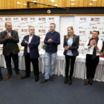 22.12.2015 Kielce. Podziękowanie dla wspierających akcję Gwiazdka z Nieba w studiu S1 Radia Kielce. / Jarosław Kubalski / Radio Kielce