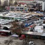 28.12.2015 Kielce. Plac targowy przy ulicy Seminaryjskiej. / Jarosław Kubalski / Radio Kielce