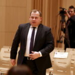 29.12.21015 Kielce. XIX Sesja Sejmiku Województwa Świętokrzyskiego w Sali Kameralnej Filharmonii Świętokrzyskiej im. Oskara Kolberga. Nowy członek Zarządu Województwa Marek Szczepanik. / Jarosław Kubalski / Radio Kielce