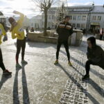 30.12.2015 Szydłów. XXXVI Międzynarodowe Uliczne Biegi Sylwestrowe. / Jarosław Kubalski / Radio Kielce