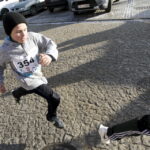 30.12.2015 Szydłów. XXXVI Międzynarodowe Uliczne Biegi Sylwestrowe. / Jarosław Kubalski / Radio Kielce