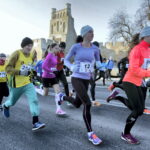 30.12.2015 Szydłów. XXXVI Międzynarodowe Uliczne Biegi Sylwestrowe. / Jarosław Kubalski / Radio Kielce