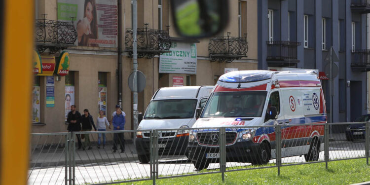 28.9.2015 Kielce. Ambulans / Wojciech Habdas / Radio Kielce