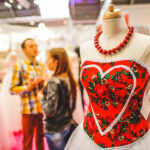 13.12.2015 Kielce. VIII Ogólnopolskie Targi Ślubne „Modny Ślub” / Wojciech Habdas / Radio Kielce