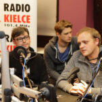 16.12.2015 Kielce. Gwiazdka z nieba - Finał trzeciego dnia licytacji. W środę podczas finału towarzyszyli nam aktorzy z Teatru Kubuś, muzyk Michał Zapała, i niezawodna grupa z Siemachy Kielce. / Wojciech Habdas / Radio Kielce