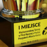 30.12.2015 Kielce. Międzynarodowy Turniej w Piłce Ręcznej o Puchar Prezydenta Miasta Kielce. Zwyciężyła Reprezentacja Polski B. Drugie miejsce zajęli Węgrzy, trzecie Litwini, na czwartym uplasowała się drużyna z Luksemburga. / Wojciech Habdas / Radio Kielce